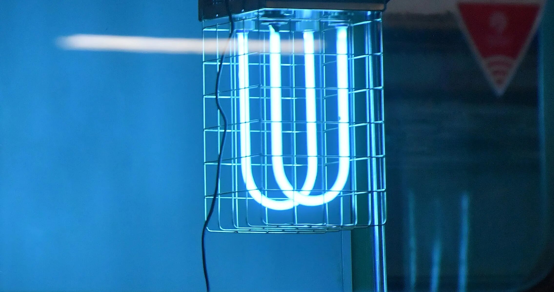 Бактерицидная лампа против коронавируса. Облучатель обб. Кварцевая лампа uv ozone ultraviolet lamp. Бактерицидная лампа ультрафиолетовая убу 200 закрытая. Уф лампа 220в.