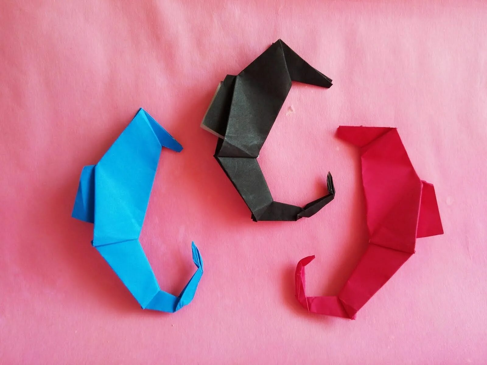 Оригами морской конек. Морской конек из оригами. Оригами для детей 6-7 животные. Оригами морской конек из бумаги.