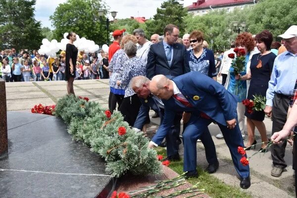Памятные мероприятия у памятника унану аветисяну верхнебаканский. Памятно мемориальные мероприятия. Памятник мемориал событиям 1980 года в плесецке. 2061 день памяти жертв политических репрессий. Памятно мемориальные мероприятия.