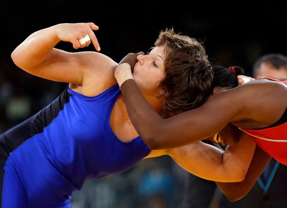 Ронда роузи мма. Жан вебер женская борьба. Топлесс смешанная борьба. Анастасия сачко борьба. Мария артюхина мма.