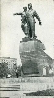 Уральский добровольческий танковый корпус памятник