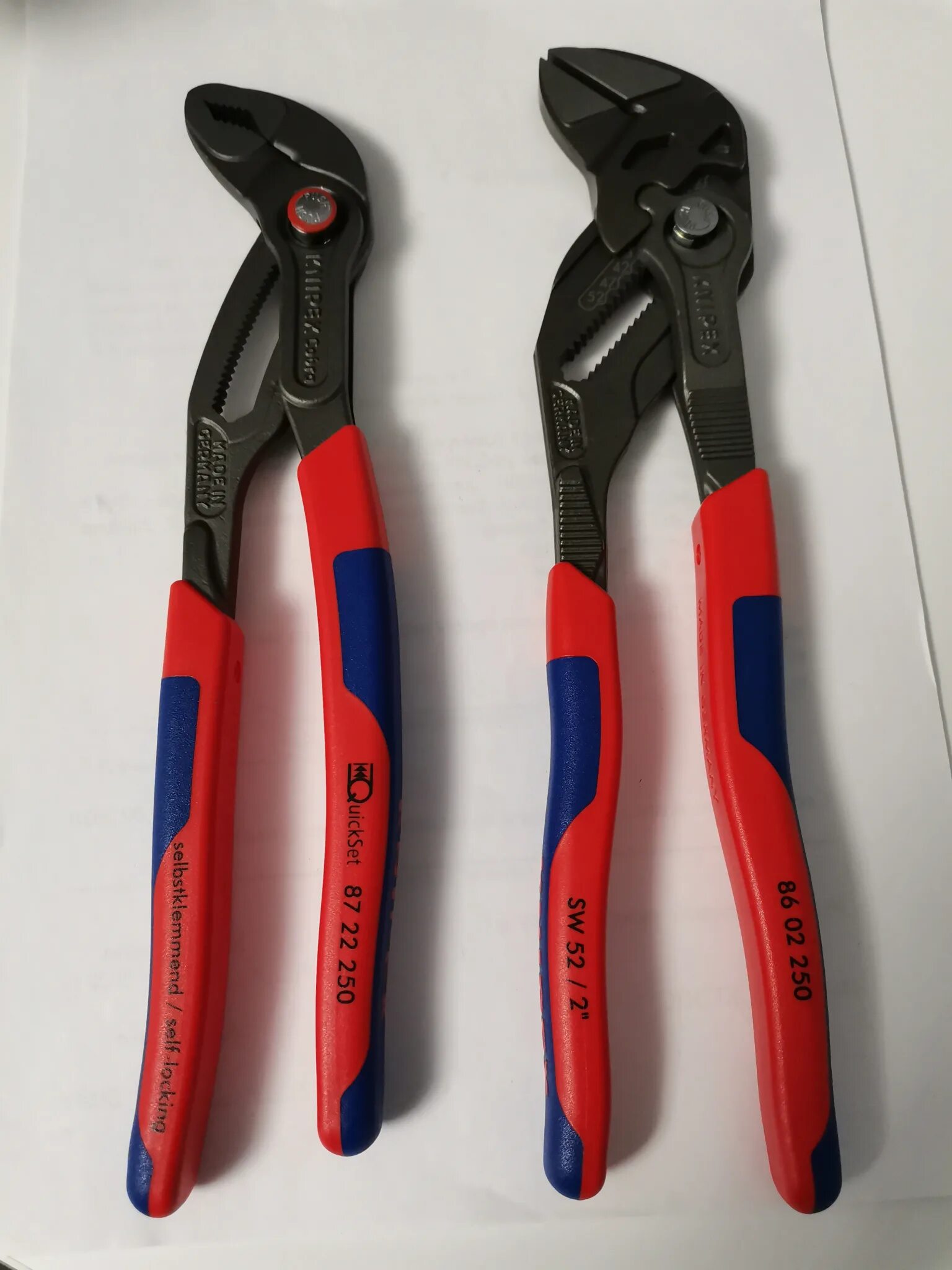 Knipex 8602250. Knipex KN-8602250. Клещи переставные Knipex. Клещи переставные-гаечный ключ Knipex, KN-8602250, красный, синий, 250 мм.