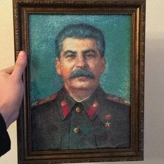 Уронить портрет сталина