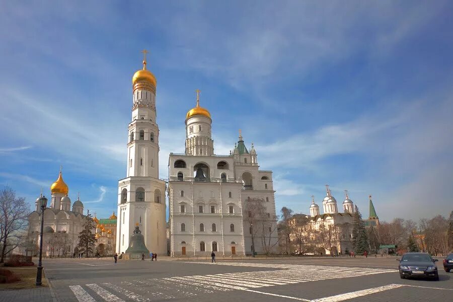 Московский кремль москва ивановская площадь фото. Ивановская площадь в Москве. Ивановская Соборная площадь. Ивановская и Соборной площади Московского Кремля. Колокольня Ивана Великого Московского Кремля.