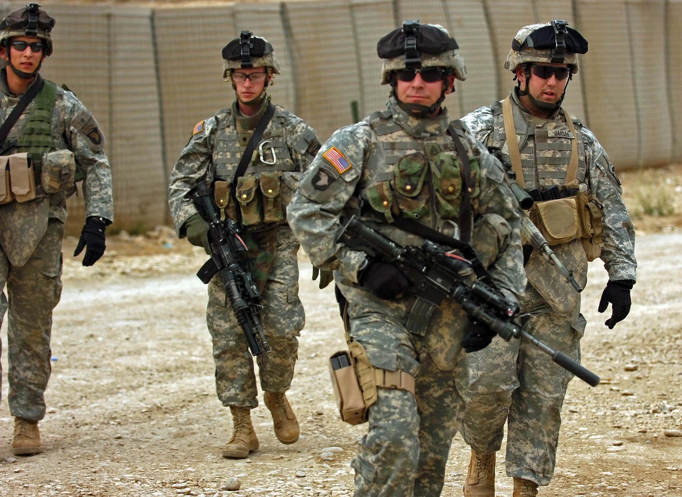 Hating soldiers