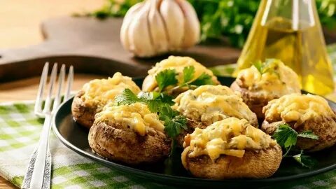 Праздничные фаршированные шампиньоны