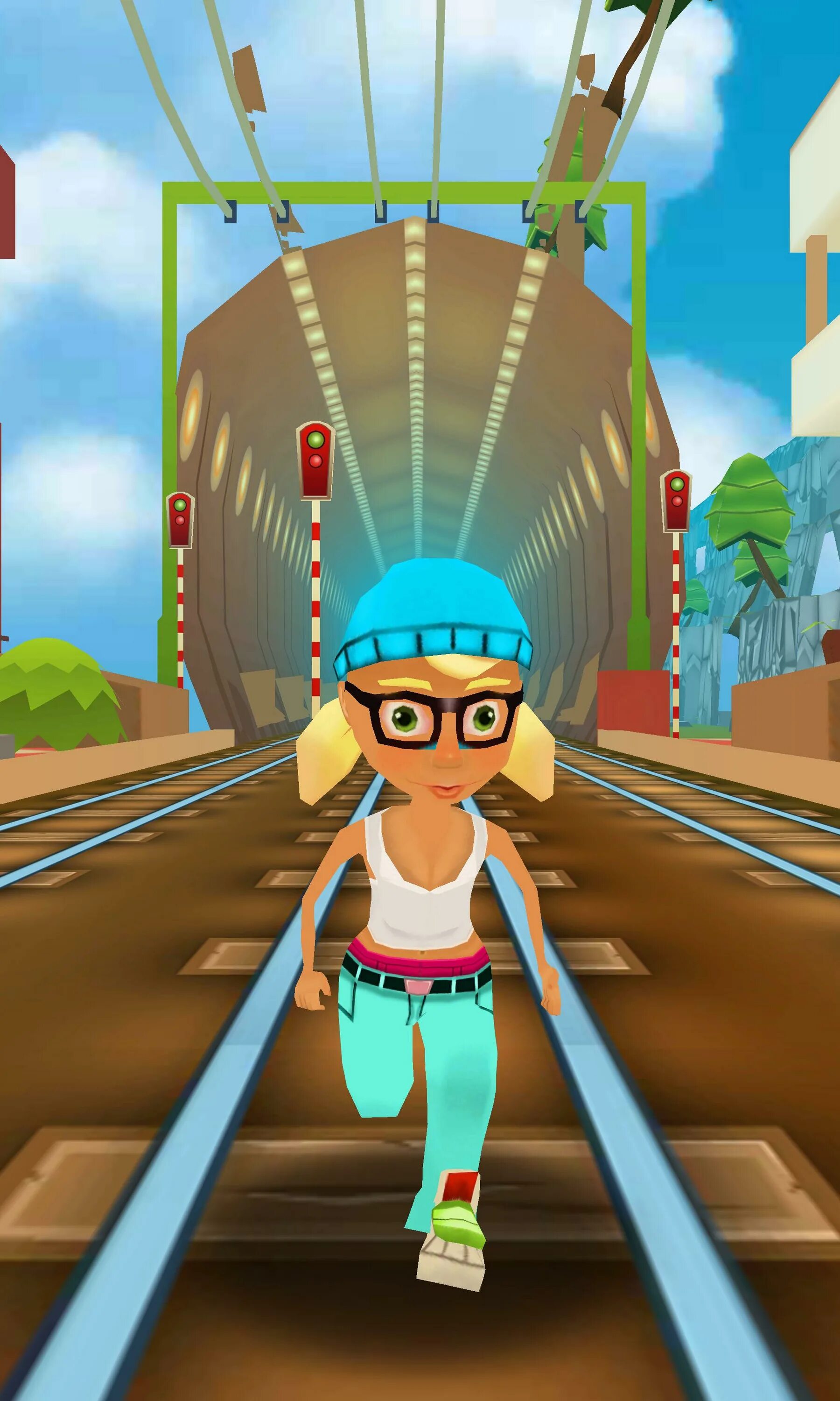 Subway surfers бесплатные покупки. Люси сабвей серф. Игра бегалки Subway Surfers. Subway Surfers 2021. Сабвей сёрф Сан Франциско.