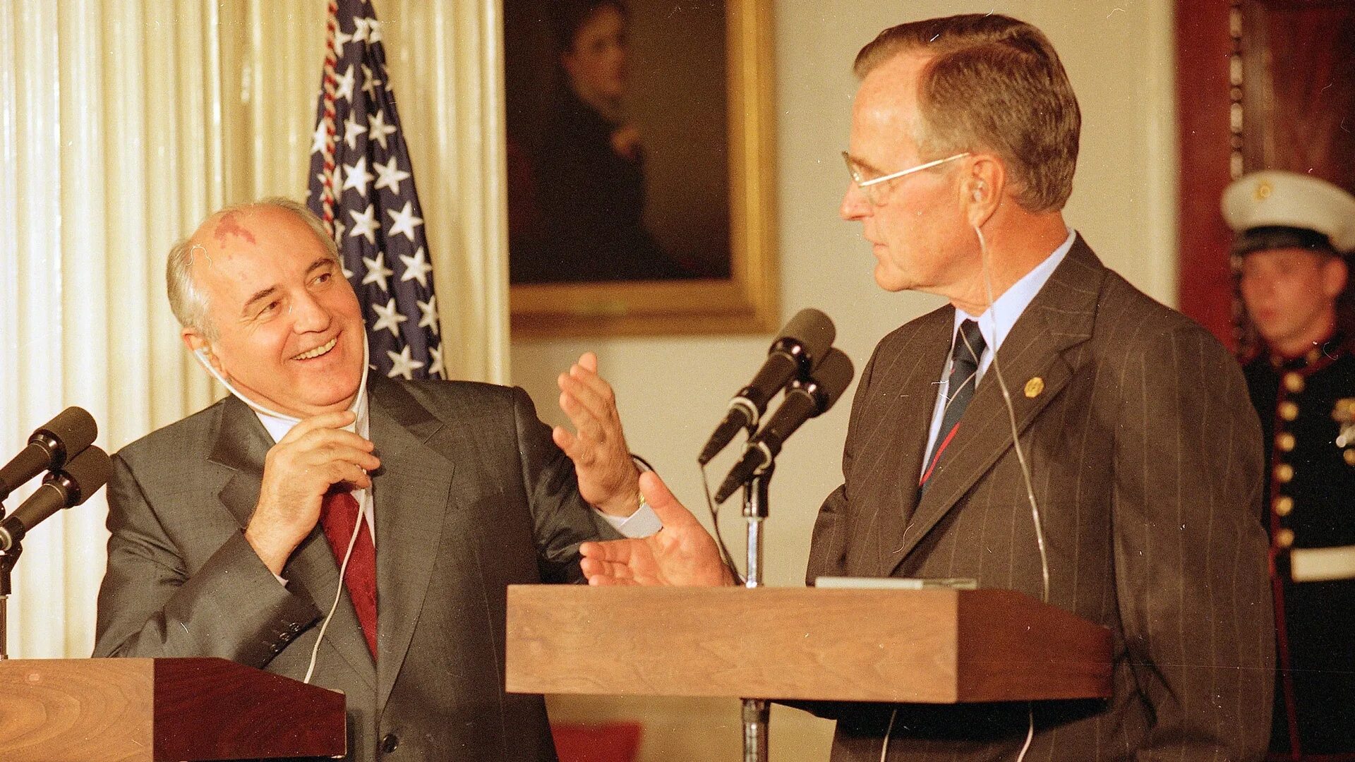 Горбачев и буш на мальте. Встречи горбачева с президентами сша. Встречи горбачева с президентами сша. С. Горбачев буш мальта 1989.