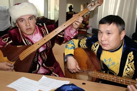 Группа казахов