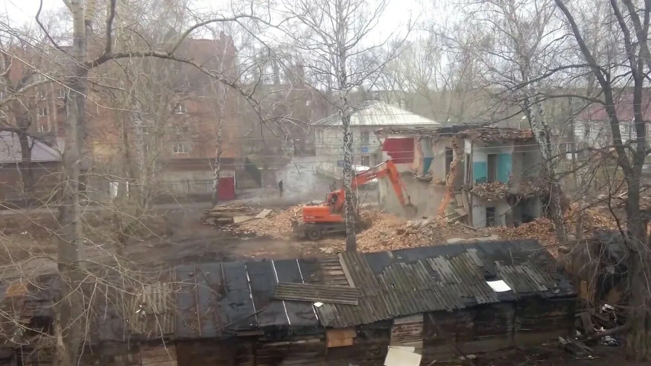 Снос кора екб. Снесли убрали иркутск памятник колчаку. Мбу пкио юбилейный. Стерлитамак снос. Чистота улиц стерлитамака.