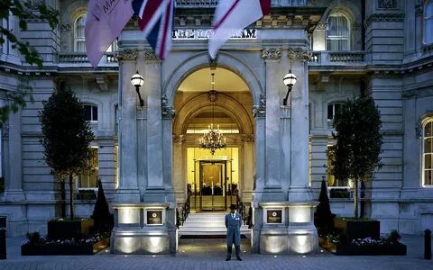 10 Most Haunted Hotels in the World London hotels, London luxury hotels, Langham