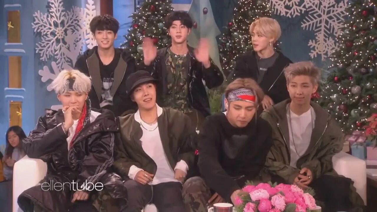 BTS New year. Friends show BTS. Бтс шоу на русском