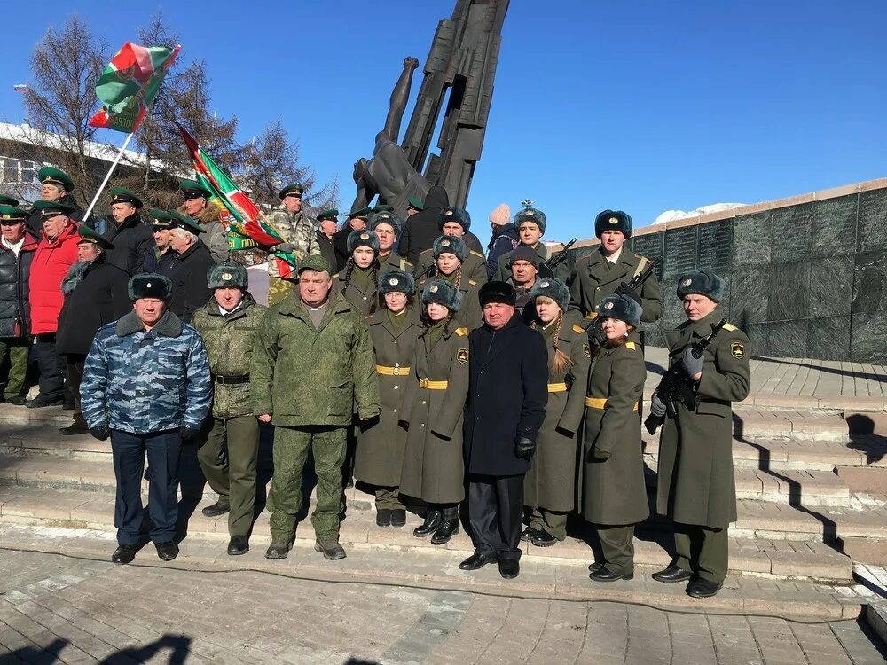 Армейский ру. Наши российские войска. Наши военные. Патриоты Отечества. Нацизм в Российской армии.