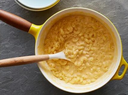 Соус для макарон с сыром и молоком