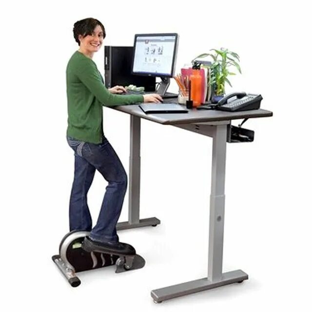 Standing desk. Стоячий стол. Desk Stand на стол. Стол для работы за компьютером. Стоячее рабочее место за компьютером.