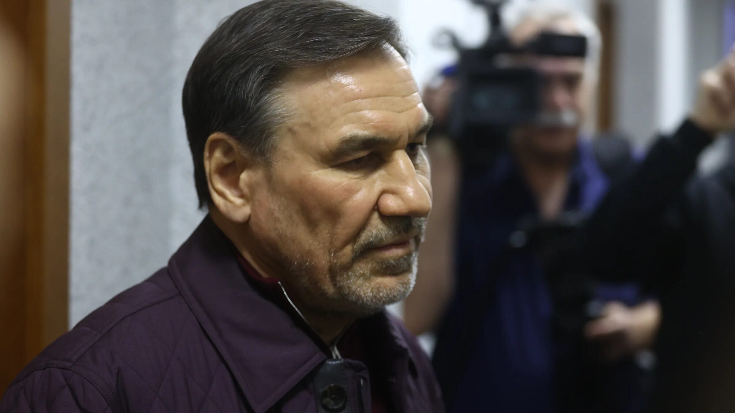 Гайсин малик последние новости. Малик гайсин криминал. малик гайсин под домашним арестом. малик гайсин фото. бизнесмен 90.