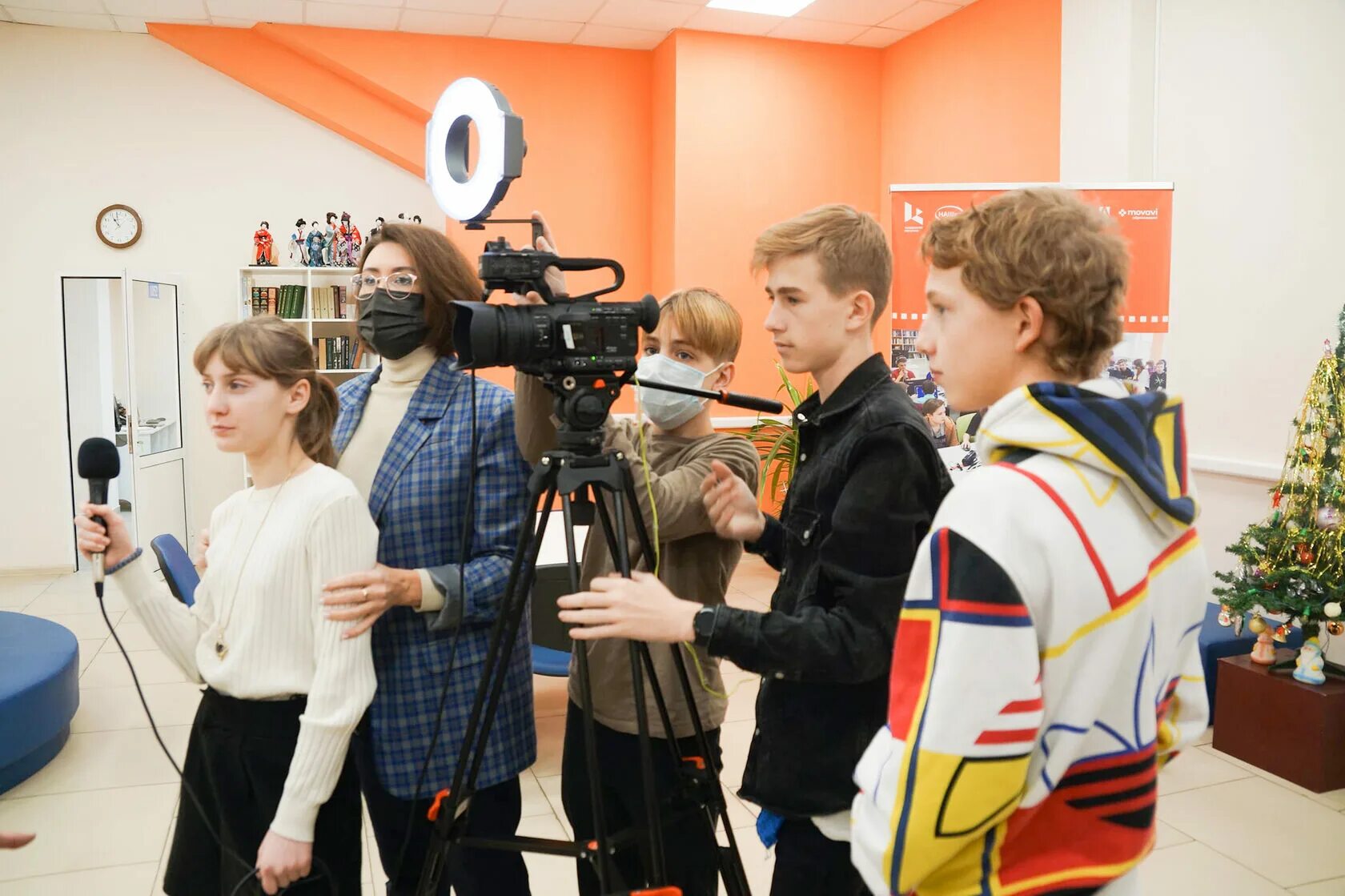 Медиакласс в московской. Медиа класс в московской. Медицинский класс в московской школе. Медиа класс в московской школе логотип. Медиа класс в московской.