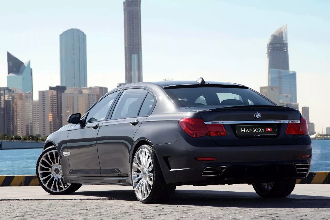 Бмв 7 россия. БМВ 760 f01. BMW 7 Series f01. BMW 7 2011. BMW 7 Mansory.