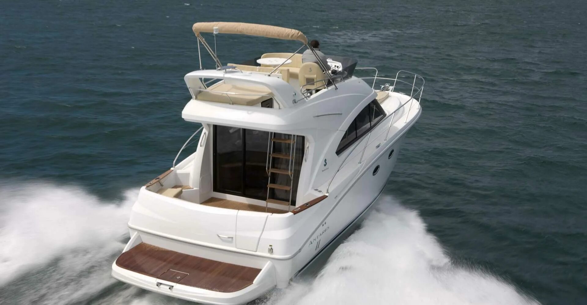 Antares 9 rs. Beneteau 7. Antares 650. Antares ingens ev. Marex 370.