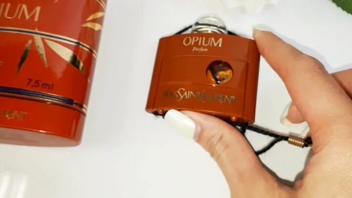 Opium2k. Опиум духи 1990. Опиум духи Эстетика. Духи опиум селектив. Опиум духи 1980.