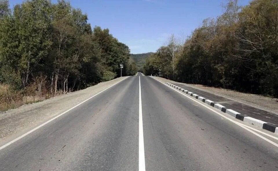 Дорога п южный. Дорога п южный. Трасса м5 урал горы. Садовый. Дорога п южный.