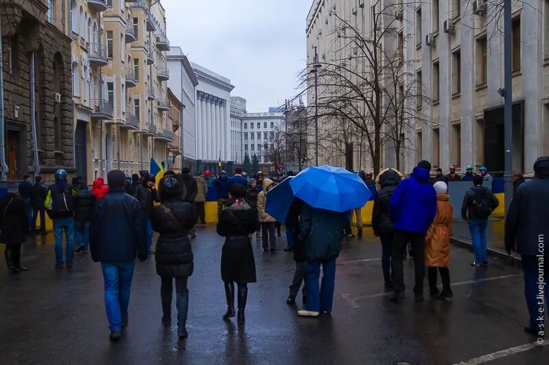 Жизнь Киева сегодня за последний час. Жизнь обычных людей в Киеве сегодня. Киев сейчас. Фото нынешнего Киева сегодня. Что говорит киев сейчас