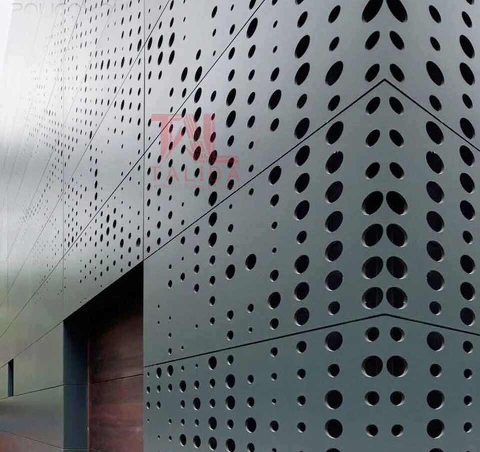 Перфорированные алюминиевые панели. Перфорированные металлические панели для фасада. Перфорированные фасадные панели из металла. Перфорированные алюминиевые панели для фасада.