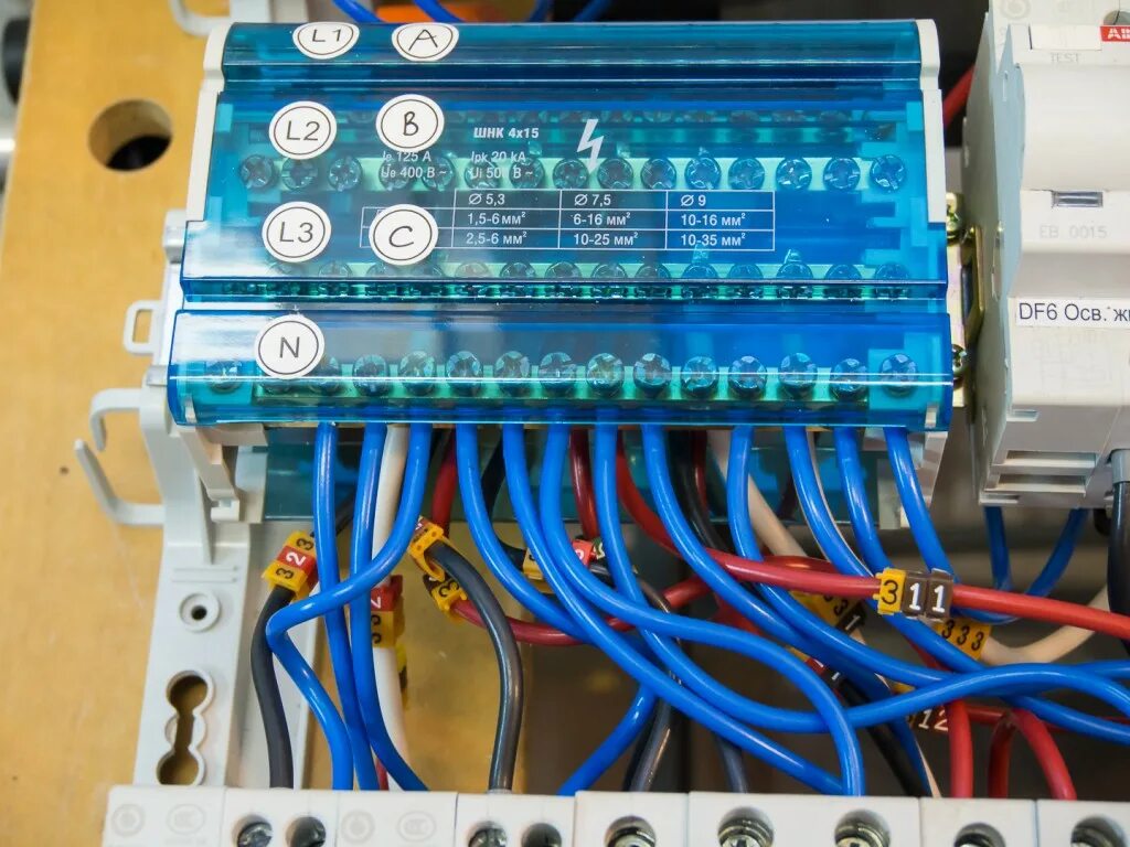 Джексон дж. Дтс105-pt100. Вставка плавкая вп-2б-1в-2а-250в аго. Fuse 5a 250v. V 3 15 х.