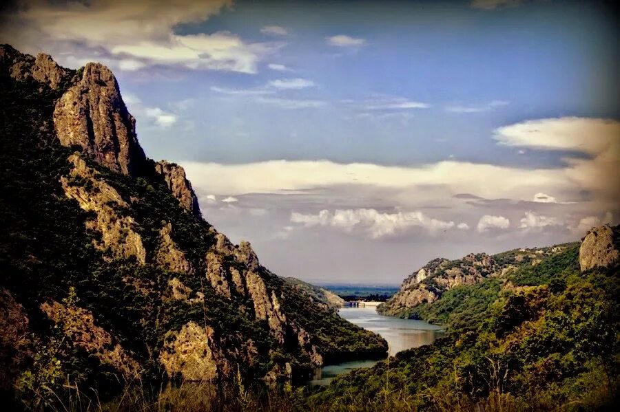 Скальные башни meteora греция. Гора в греции 5 букв. Гора в греции 5 букв. Монастырь великий метеор греция. Гора в греции 5 букв.
