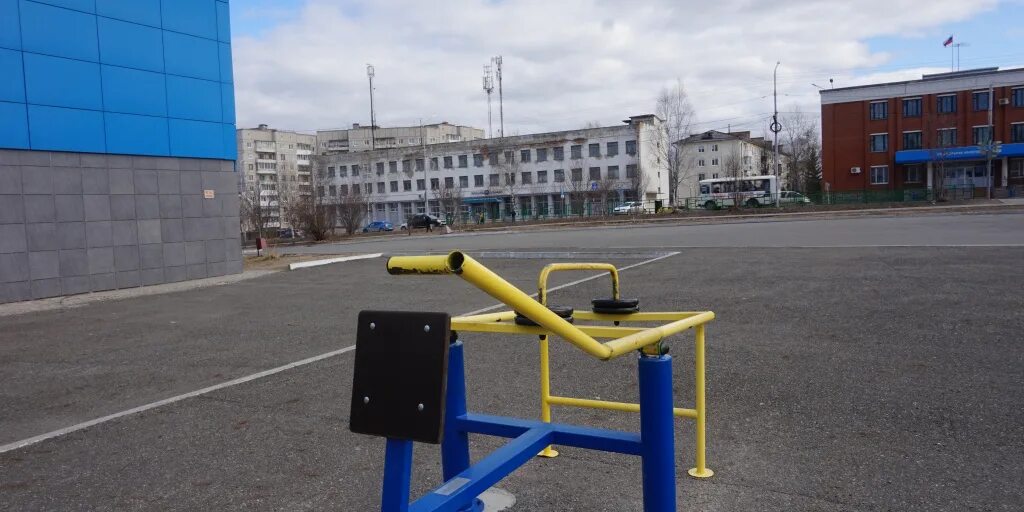 Бассейн нептун североуральск. Бассейн нептун североуральск тренажерный зал. тренажеры в нептуне североуральск. тренажеры около бассейна майкоп.