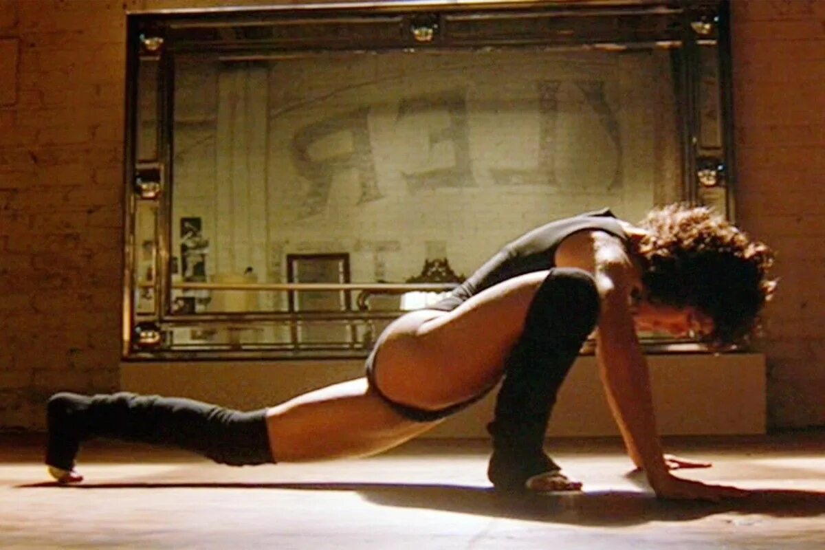 Michael sembello maniac flashdance. Maniac фильм 1983. Flashdance 1983. Flashdance maniac фильм. Майкл сембелло.