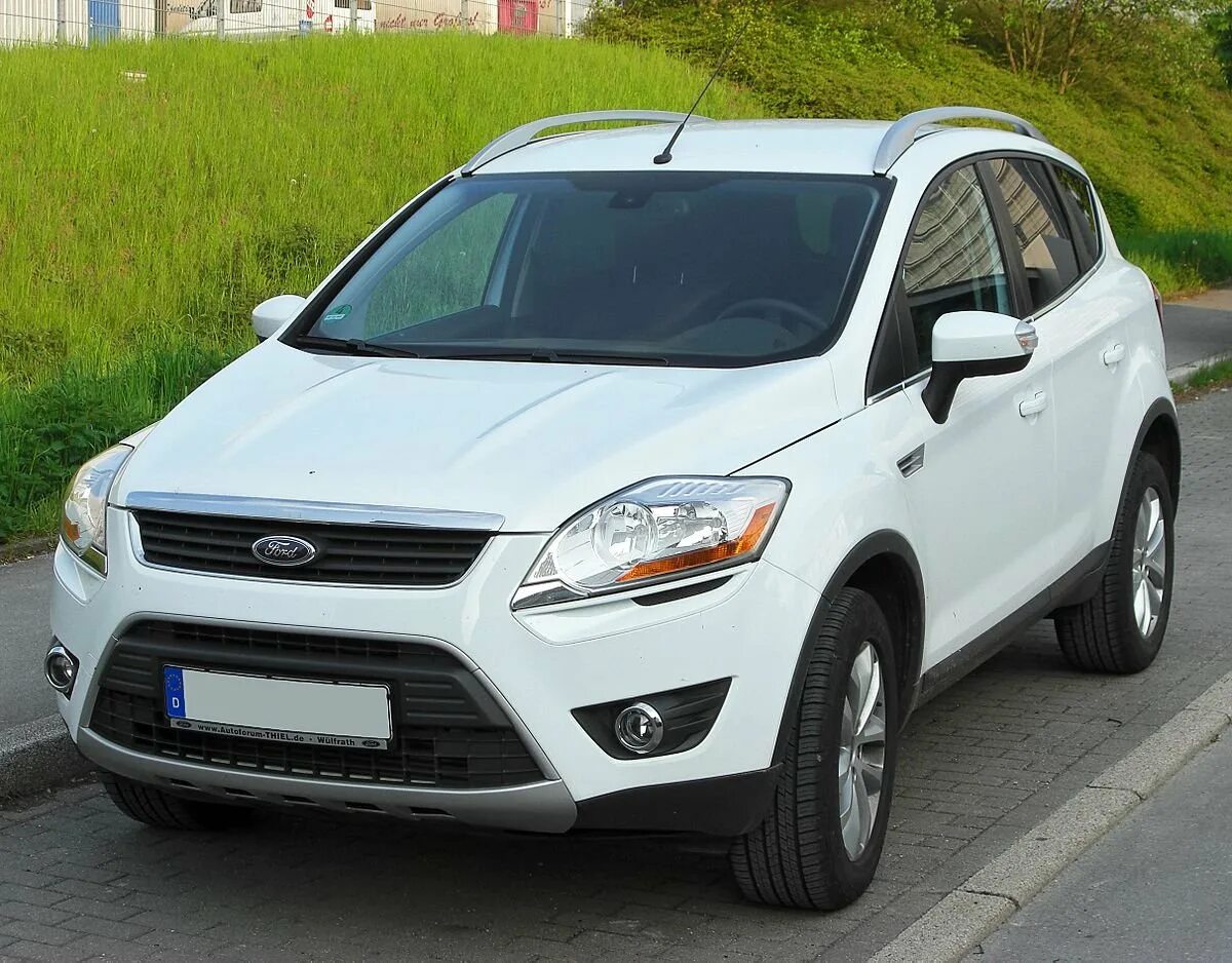 Куга 2 2013. Ford Kuga 2 2013. Форд Куга 2 2013. Форд Куга 1. Форд Куга 2013.