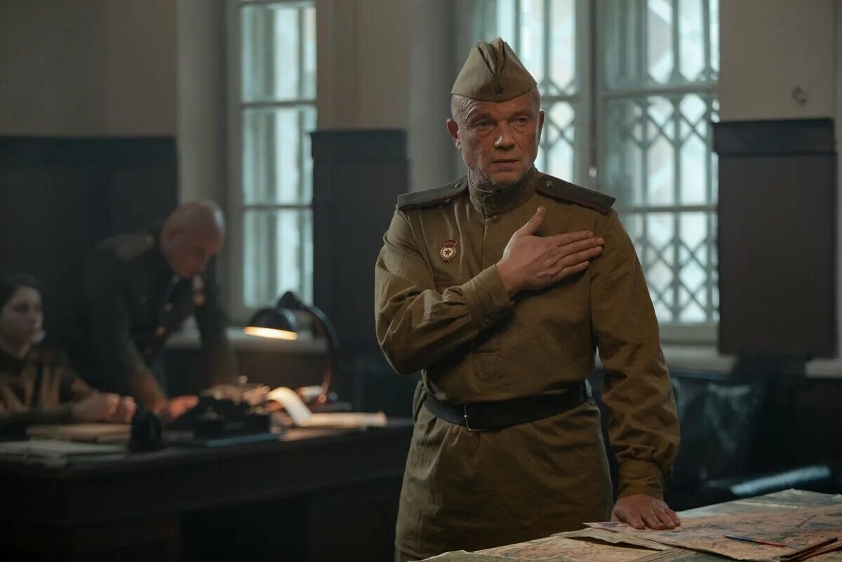 1 серию кинофильма. 1 серию кинофильма. Истребители последний бой. 1 серию кинофильма. Толстоганова обнимая небо.