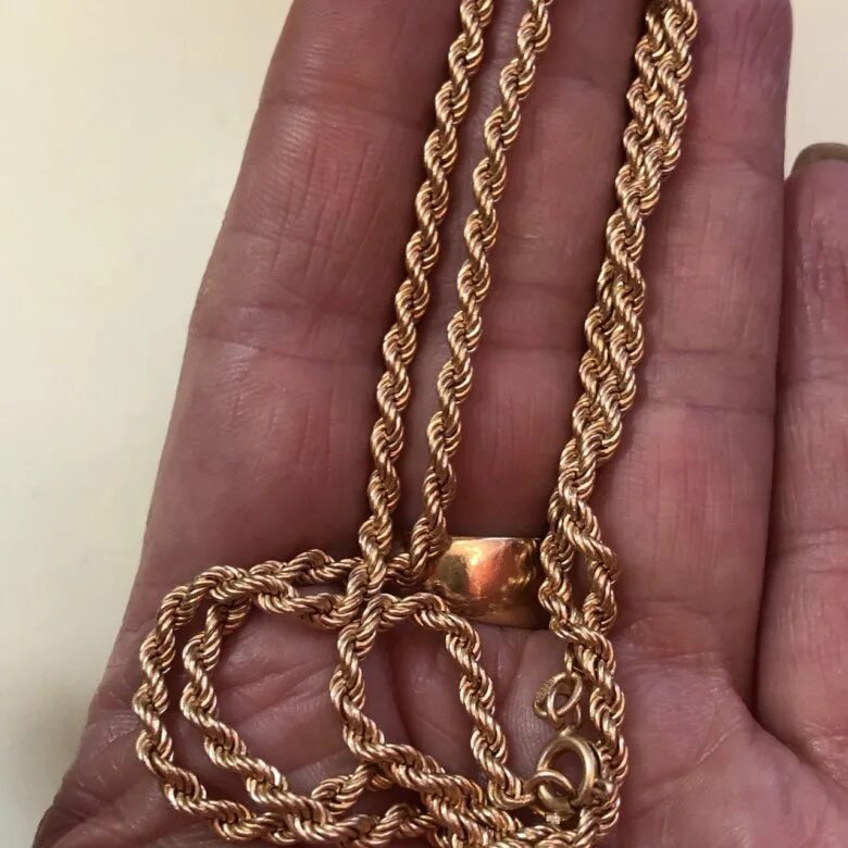 Сдать золотую цепочку. Цепь бисмарк 585 пробы. Цепочка пустотелая золотая повреждения. Сдать золотую цепочку. Якорная цепь золотая женская.