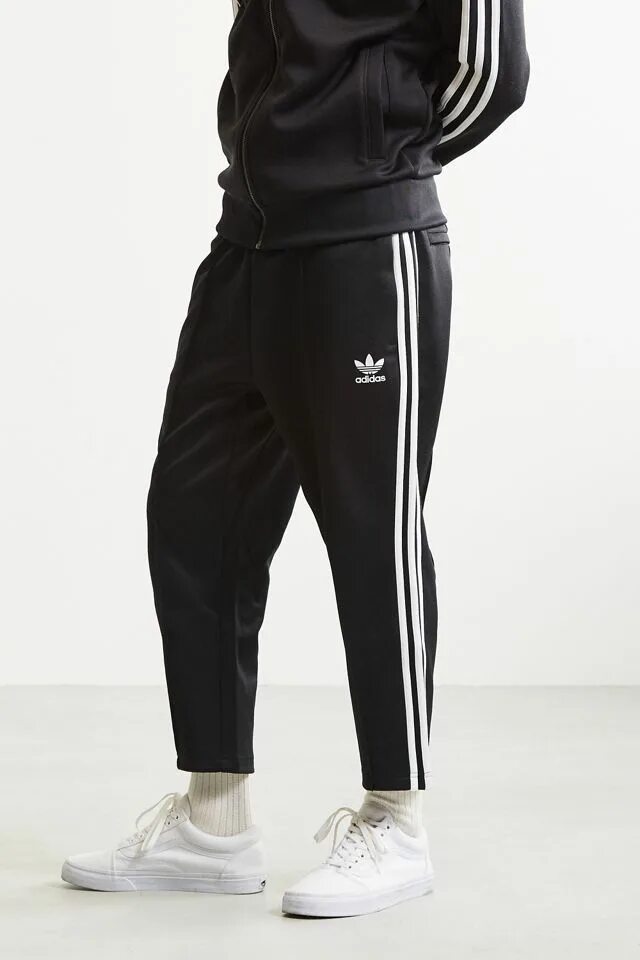 Брюки adidas Originals Superstar Relaxed. Adidas Superstar Relaxed штаны. Adidas track Pants мужские. Штаны adidas. Adidas track