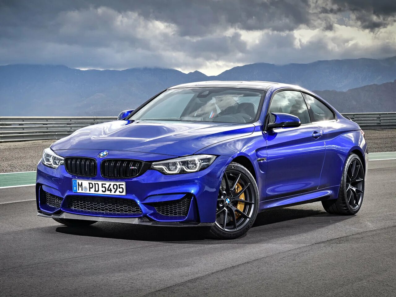 The new BMW M4 Competition Coupé (09/2020).
