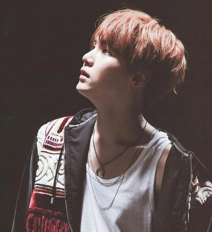 Bts first. Юнги БТС Эстетика. Шуга БТС Эстетика. Юнги из БТС Эстетика. Min yoongi Эстетика.