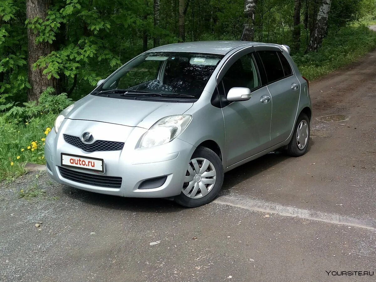 Купить витц в красноярске. Toyota Vitz II. Витц Тойота Витц. Tayota Vitz 2кущов. Toyota Vitz 2009.