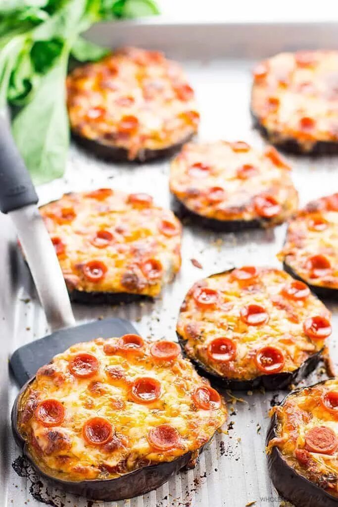 Eggplant pizza