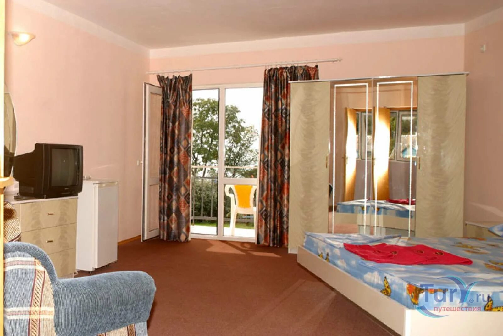 Сочи лоо 2022. Лоо у гоши таллинская 18а. Лоо анна мария апартаменты. Лоо 2002. Цитрус лоо.