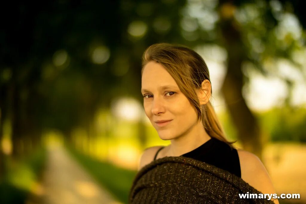 Sigma 135 1. Mitakon 50mm f/0. 95. Черный цвет пантон смук ргб. 95.