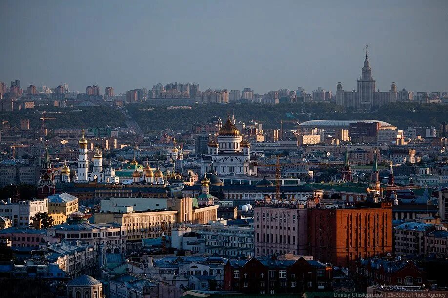 Невероятная москва. Центр Москвы новый Арбат с высоты птичьего полета. Арбат Москва вид сверху. Москва новый Арбат с крыши. Вид на Хамовники с высоты птичьего.