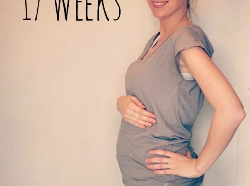 Тянет живот на 17. Живот на 16-17 неделе беременности. 17 Недель беременности. Живот на 17 неделе беременности. Животик на 17 неделе беременности.