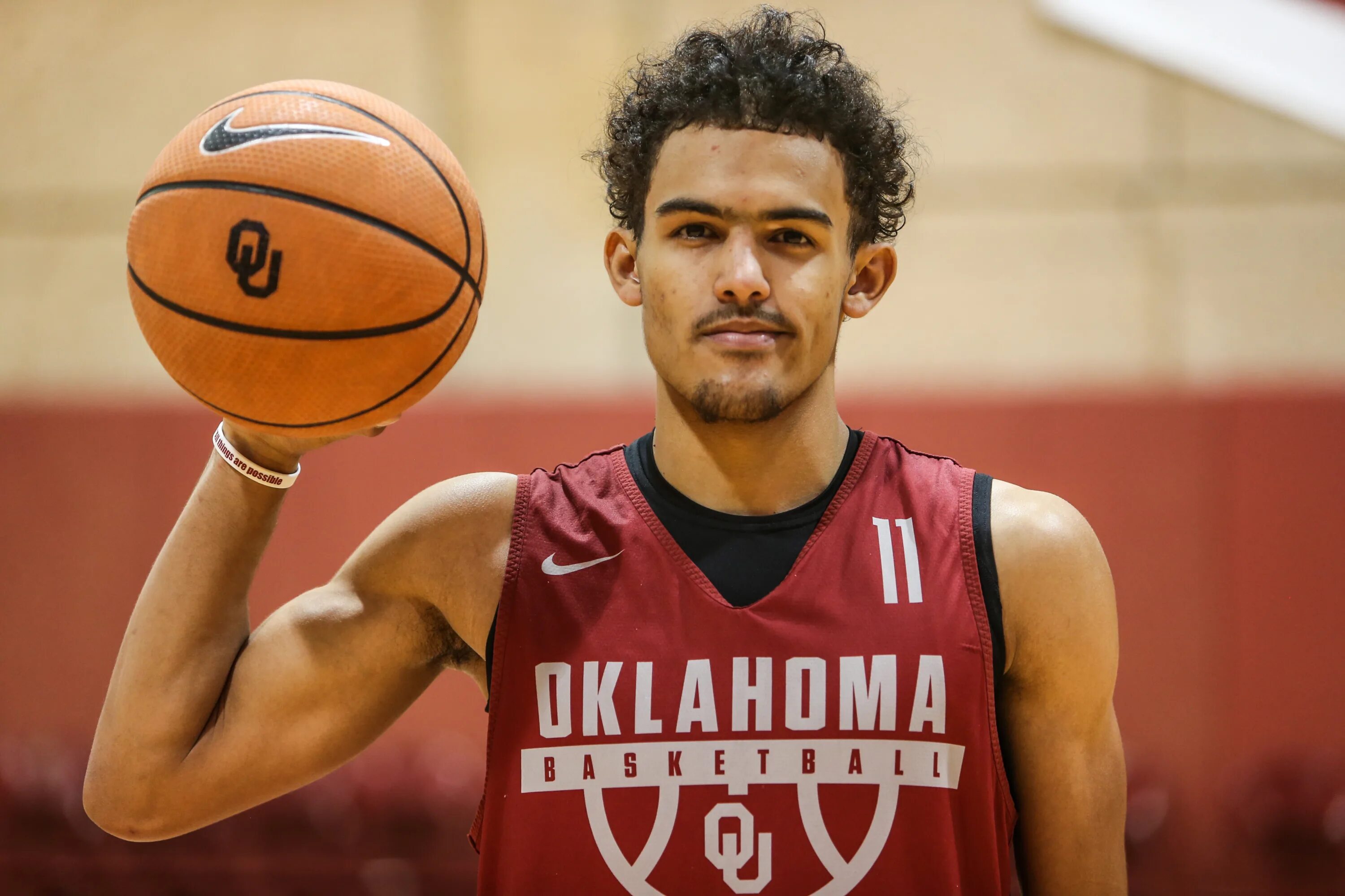 Trae young баскетболист. Trae young баскетболист рост. Trae young Atlanta Hawks. Баскетболист young 11.