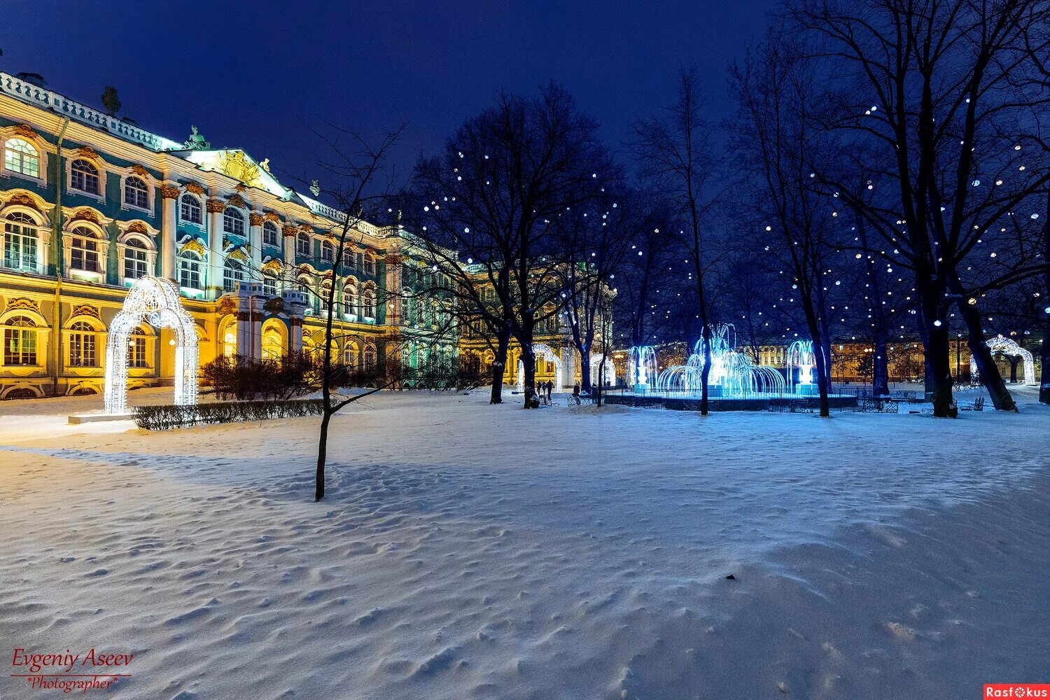 Куда сходить в санкт петербурге зимой 2023. Манежная площадь ярмарка спб каток. Никольские ряды санкт-петербург зима. Куда сходить в санкт петербурге зимой 2023. Где погулять зимой в спб.