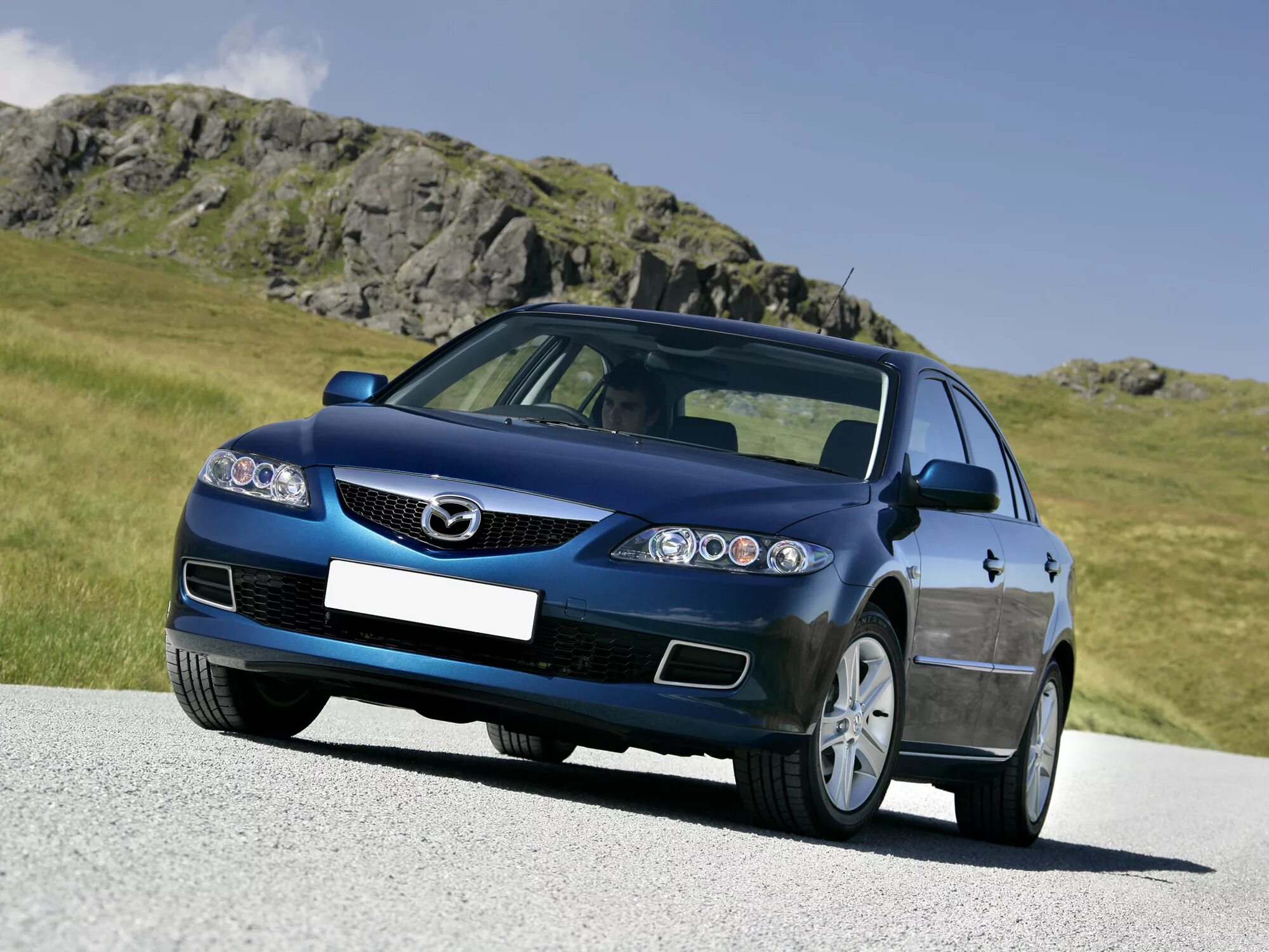 Мазда 6 1 поколение. Mazda 6 gg хэтчбек. Hatchback Мазда 6 gg. Мазда 6 хэтчбек 2005.