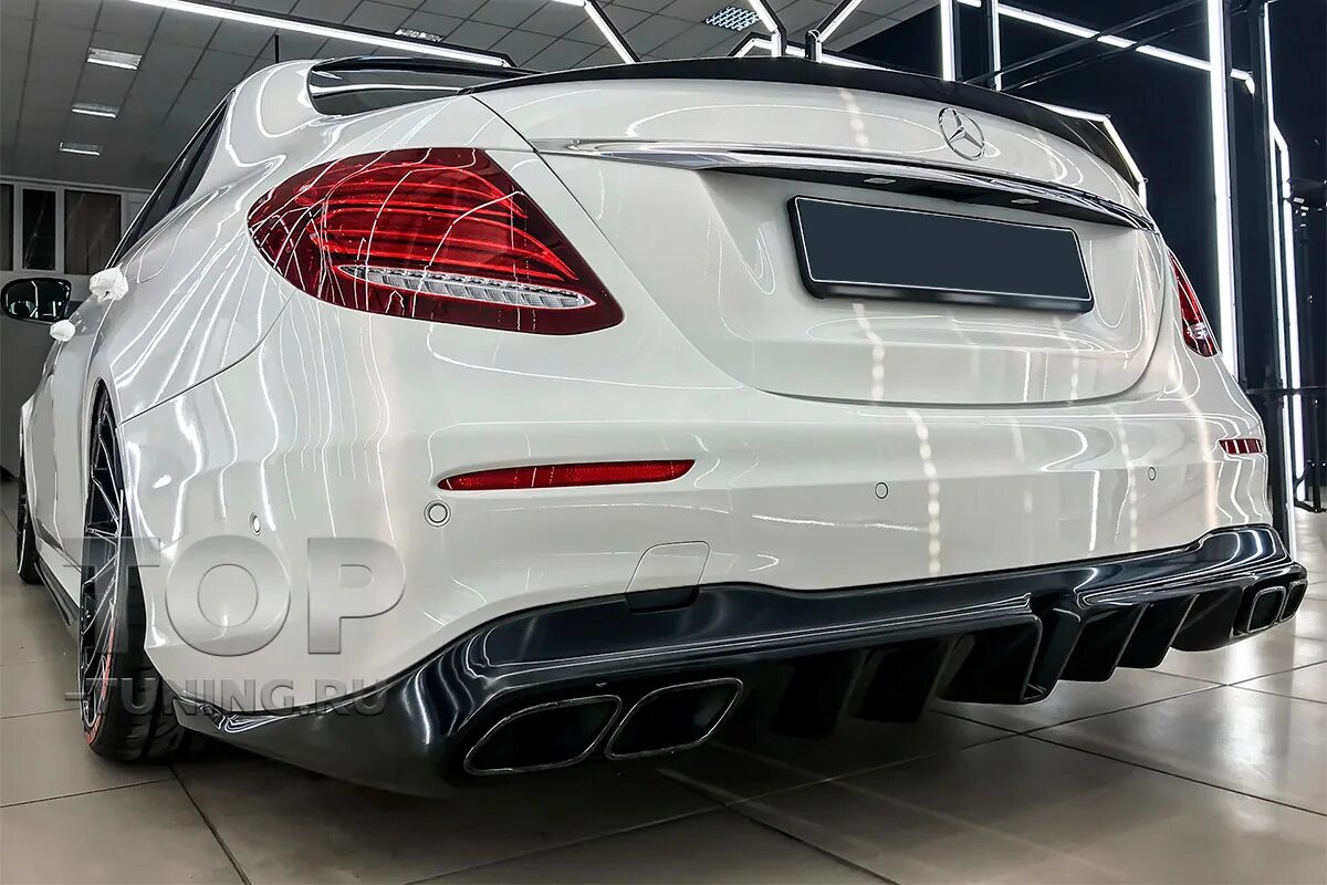 Задний бампер w213. Диффузор мерседес w213 задний бампер amg 53. 213 2025 мерседес amg бампер. amg 53 mercedes w213 выхлоп. спойлер е класс w213.