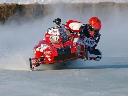 Sled racing
