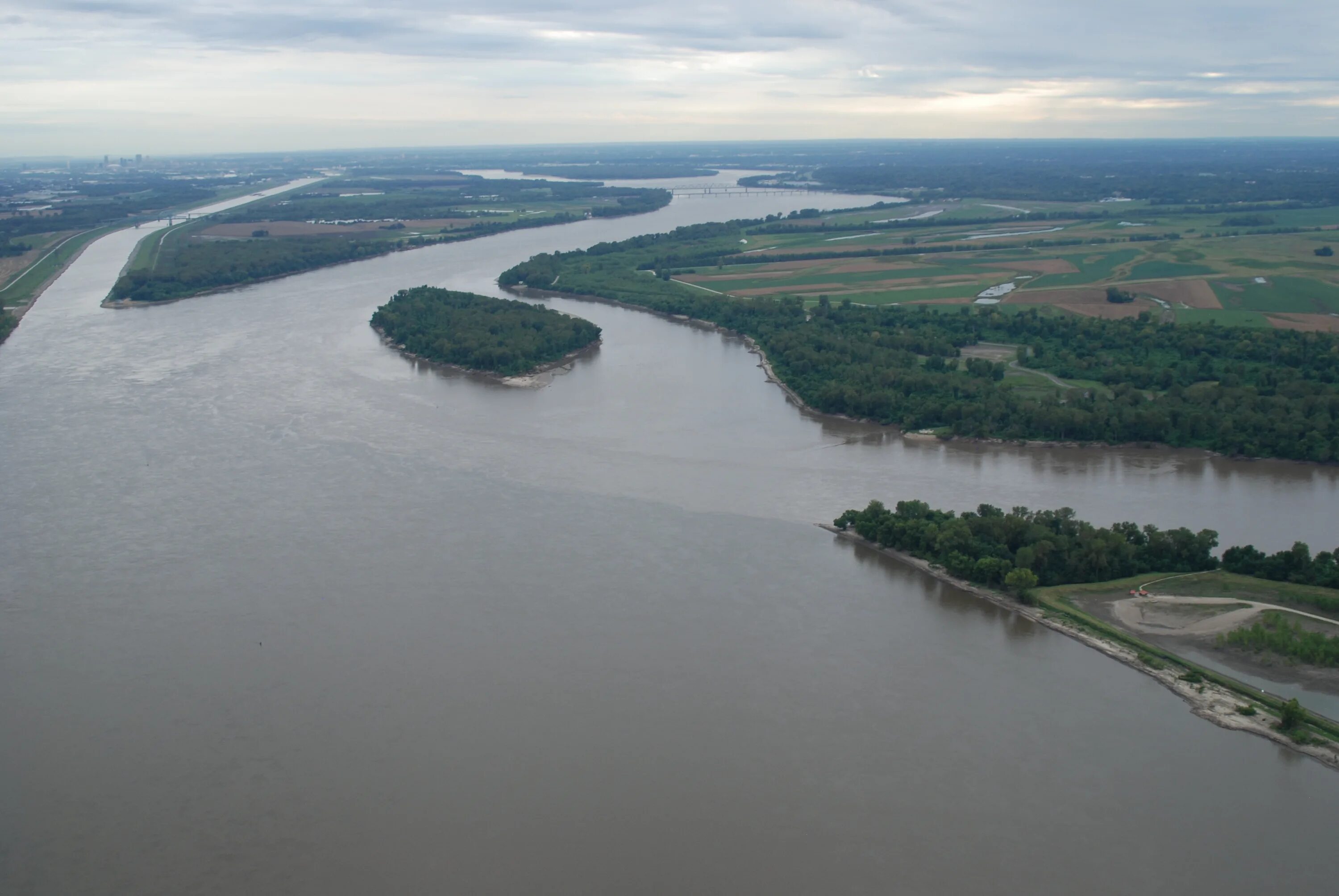 Река Миссисипи и Миссури. Северная Америка река Миссисипи. Миссисипи Великая река. Самая длинная река – Миссисипи (6240 м)..