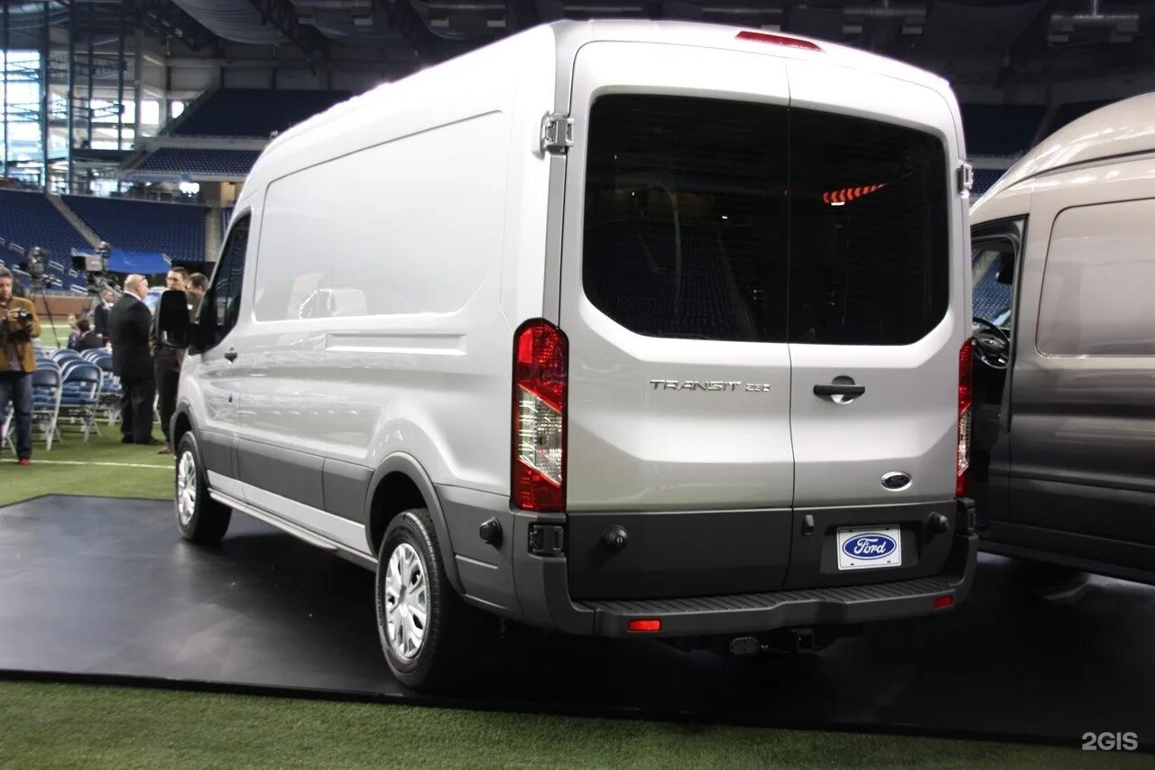 Купить форд транзит 2014. Ford Transit 2014. Форд Транзит 2014 фургон. Ford Transit 350m 2013il.